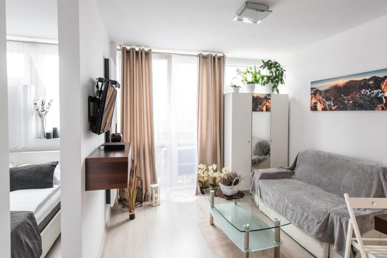 Alma Apartments Grzybowska Varsavia Esterno foto